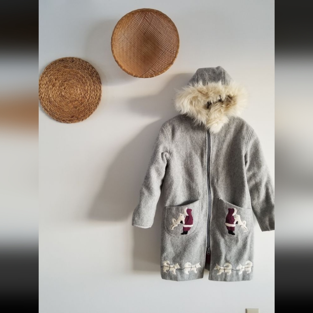 Vintage Inuit Embroidered Wool Parka - Picture 7 of 9